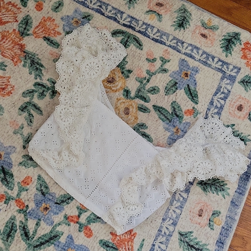 All Lace Crop Top
